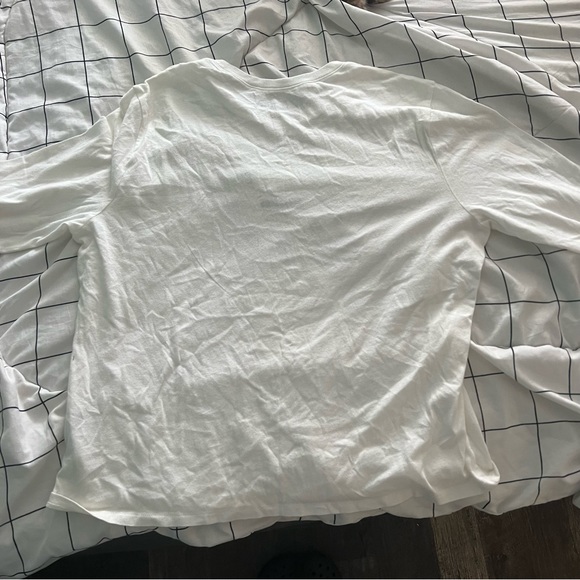 Moon Cycle Shirt From Hollister - Picture 2 of 3